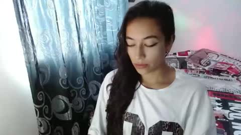 Snapshot of shantal_d03 chatting on November 6, 2025, 6:20 pm shantal_d03 online show from November 6, 2025, 6:20 pm