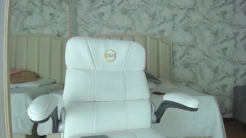 Shantal online show from February 12, 2026, 10:32 am