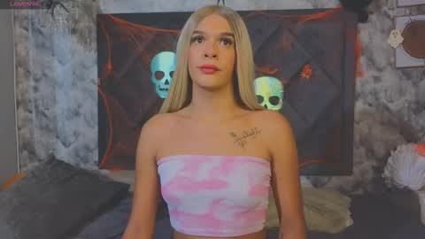 Snapshot of shantaljoness chatting on October 25, 2025, 12:56 pm Shantal Jones online show from October 25, 2025, 12:56 pm