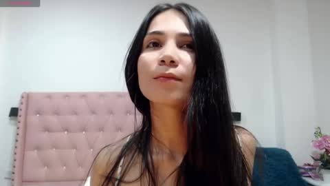 Snapshot of shantalkimberly chatting on February 26, 2025, 11:04 pm maria online show from February 26, 2025, 11:04 pm