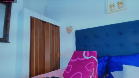 Snapshot of shantallvegga1 chatting on September 16, 2025, 12:17 pm shantallvegga1 online show from September 16, 2025, 12:17 pm