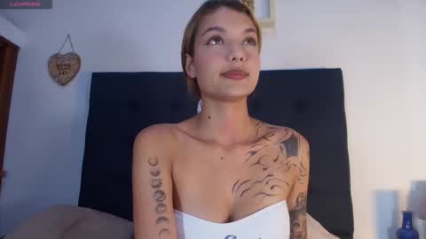 Snapshot of shantallvegga1 chatting on December 19, 2025, 12:12 pm shantallvegga1 online show from December 19, 2025, 12:12 pm