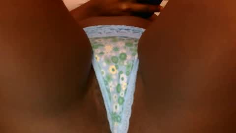 Snapshot of shantel_97 chatting on February 15, 2026, 7:51 am shantel online show from February 15, 2026, 7:51 am