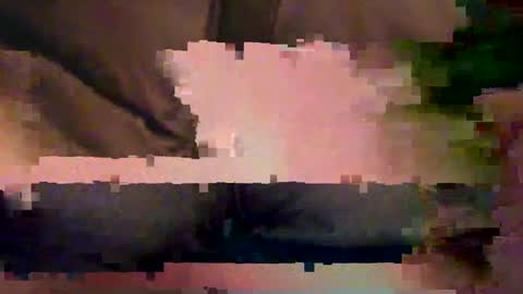 shapelyhelm1 online show from February 20, 2025, 8:28 am