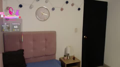 shara_rios online show from October 30, 2025, 4:58 am