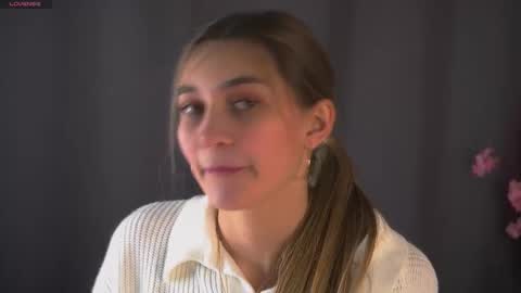 Ellysa and Mila online show from February 7, 2026, 11:14 am