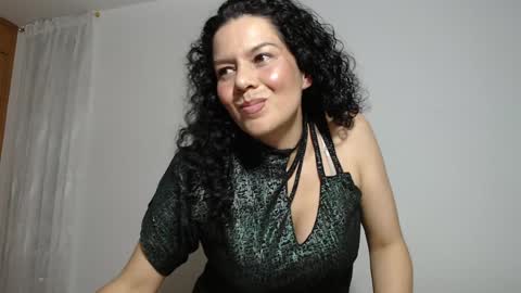 sharickleon11 online show from December 11, 2024, 12:02 am