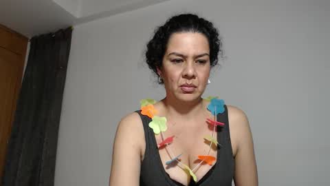 sharickleon11 online show from October 16, 2025, 12:44 am