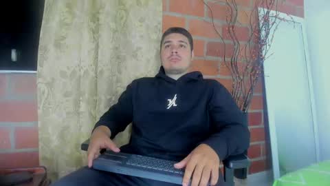 Snapshot of sharkmerlin chatting on May 20, 2026, 2:29 am jhon deibyd online show from May 20, 2026, 2:29 am
