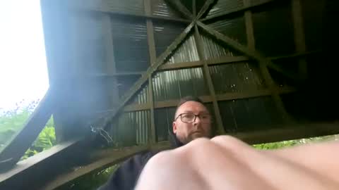 Sharksboy online show from December 30, 2024, 3:46 pm