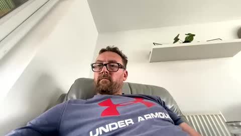 Sharksboy online show from September 13, 2025, 10:59 am