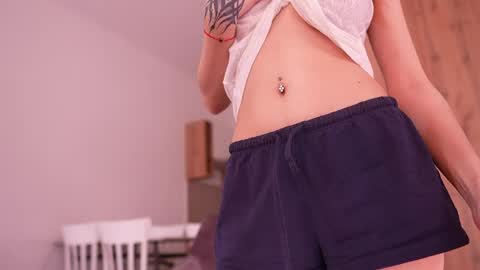 Sharlin  online show from April 14, 2026, 11:16 am