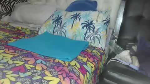 Snapshot of sharlot03 chatting on February 2, 2025, 11:40 am sharlot03 online show from February 2, 2025, 11:40 am