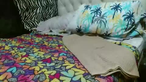 Snapshot of sharlot03 chatting on February 6, 2025, 10:15 am sharlot03 online show from February 6, 2025, 10:15 am