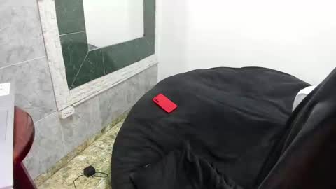 Snapshot of sharlot07 chatting on February 22, 2025, 5:12 am Sharlot07 online show from February 22, 2025, 5:12 am