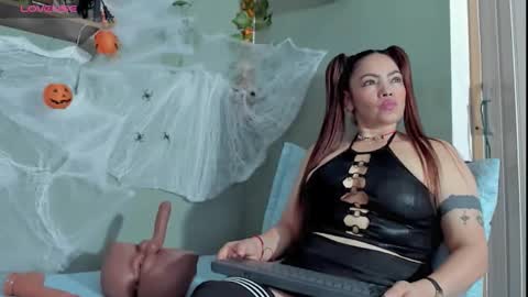 Snapshot of sharlott_smith1 chatting on October 28, 2025, 7:49 pm Sharlott online show from October 28, 2025, 7:49 pm