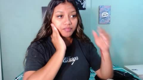 Snapshot of sharon_levi chatting on March 3, 2026, 12:22 pm sharon levi online show from March 3, 2026, 12:22 pm