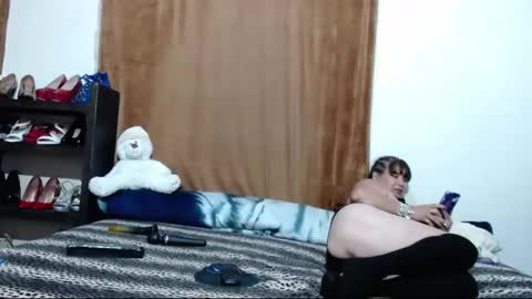 Snapshot of sharon_stonne_66 chatting on January 21, 2025, 10:41 am S H A R O N online show from January 21, 2025, 10:41 am