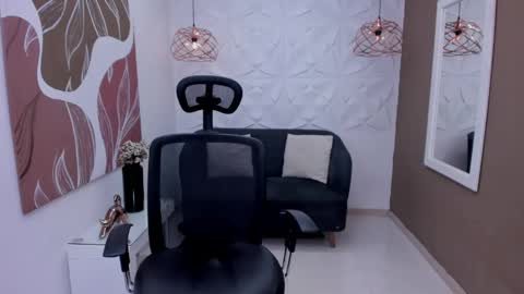 Snapshot of sharon_titts chatting on May 9, 2026, 11:59 am sharon online show from May 9, 2026, 11:59 am
