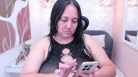Snapshot of sharon_titts chatting on July 10, 2026, 12:41 pm sharon online show from July 10, 2026, 12:41 pm