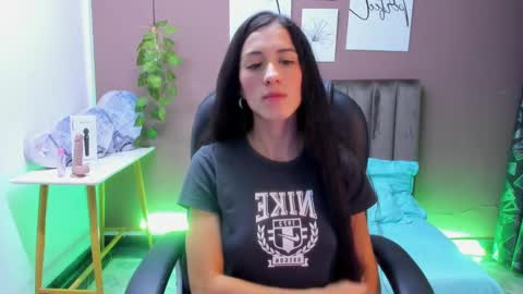 Sharon online show from February 2, 2025, 2:38 am