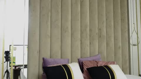 SharonStarr online show from September 14, 2025, 9:14 pm