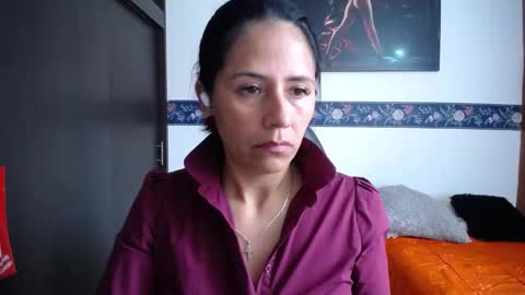 Snapshot of sharoon__cherry_ chatting on October 4, 2025, 3:43 pm sharon online show from October 4, 2025, 3:43 pm