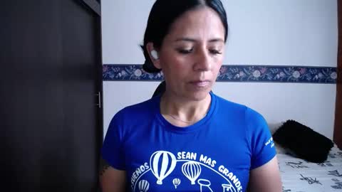 Snapshot of sharoon__cherry_ chatting on October 18, 2025, 3:46 pm sharon online show from October 18, 2025, 3:46 pm