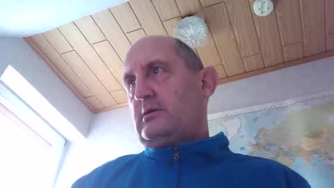 Peter online show from November 1, 2025, 10:06 am