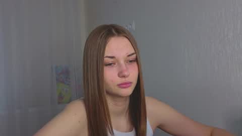 Snapshot of sharrimalagisi chatting on October 5, 2025, 3:16 am Miroslava online show from October 5, 2025, 3:16 am