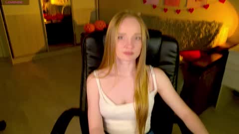 Snapshot of shawty_mia chatting on November 6, 2025, 5:47 pm Shawty Mia online show from November 6, 2025, 5:47 pm