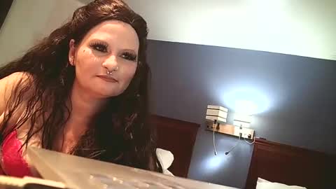 shaylam6669 online show from March 15, 2026, 10:32 am