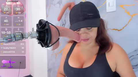 Snapshot of shayra_boobs1 chatting on October 22, 2025, 11:21 am Shayra online show from October 22, 2025, 11:21 am