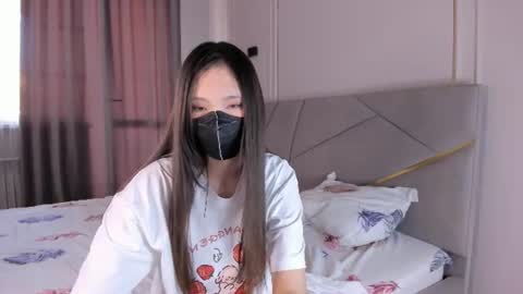 Anny online show from July 19, 2026, 1:48 pm