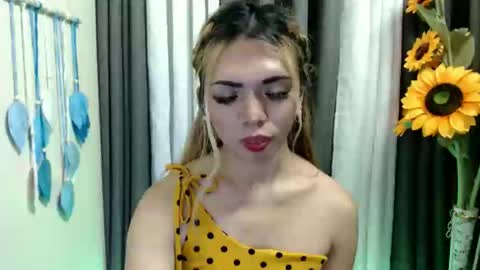 shea_andrea online show from March 15, 2026, 8:04 pm
