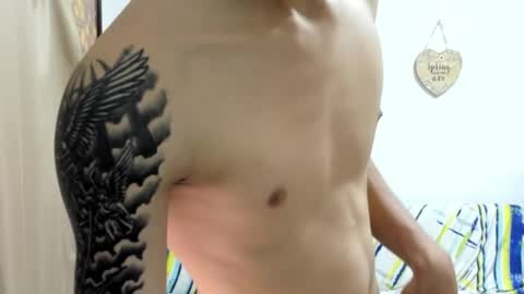 sheilanyarturo online show from April 24, 2026, 1:19 am