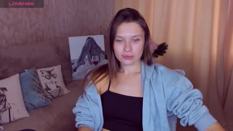 Snapshot of sheillatyler chatting on November 19, 2025, 8:25 am Alexis online show from November 19, 2025, 8:25 am