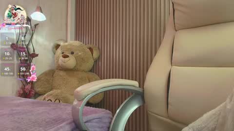 Snapshot of shelby_carson chatting on December 30, 2024, 6:53 am Shelby cute online show from December 30, 2024, 6:53 am