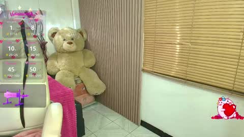 Snapshot of shelby_carson chatting on February 27, 2025, 11:15 pm Shelby cute online show from February 27, 2025, 11:15 pm