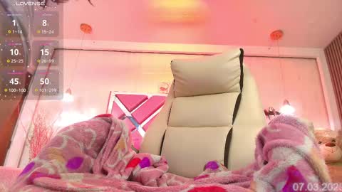 Snapshot of shelby_carson chatting on March 7, 2025, 8:22 pm Shelby cute online show from March 7, 2025, 8:22 pm