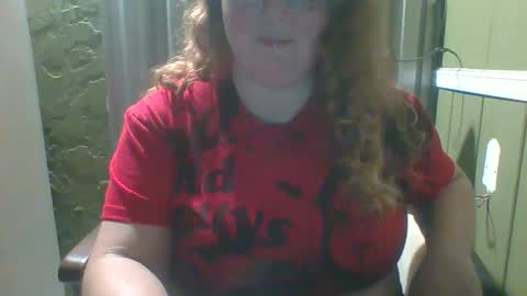 Snapshot of shelbyannn chatting on September 16, 2025, 1:06 am Red online show from September 16, 2025, 1:06 am