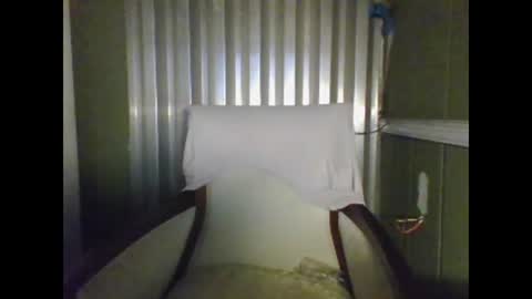 Snapshot of shelbyannn chatting on October 11, 2025, 11:14 pm Red online show from October 11, 2025, 11:14 pm