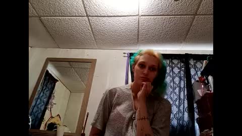 Snapshot of shelbybaby01 chatting on March 11, 2025, 8:31 pm Shelby holes online show from March 11, 2025, 8:31 pm