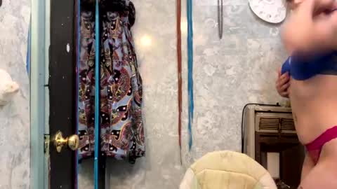 Snapshot of shelbybaby01 chatting on October 24, 2025, 6:54 am Shelby holes online show from October 24, 2025, 6:54 am