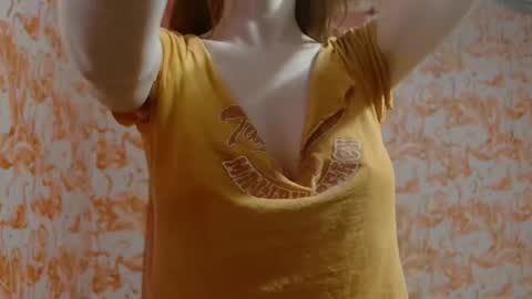 Erika online show from January 18, 2026, 1:42 am