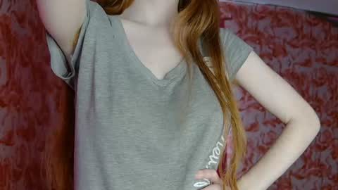 Erika online show from July 25, 2026, 5:43 pm