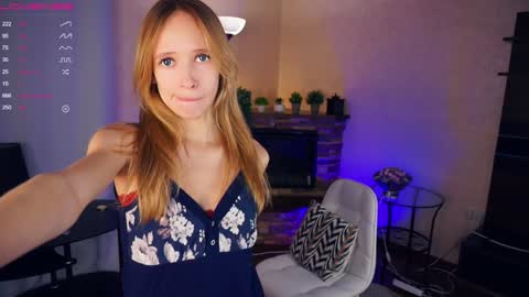 Snapshot of shelleybuss chatting on December 13, 2024, 7:32 pm Shelley night Tate day online show from December 13, 2024, 7:32 pm