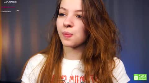 Snapshot of shelleybuss chatting on March 7, 2025, 1:31 am Shelley night Tate day online show from March 7, 2025, 1:31 am