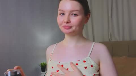 Snapshot of shelleyhayworth chatting on January 6, 2025, 7:52 am Kira online show from January 6, 2025, 7:52 am