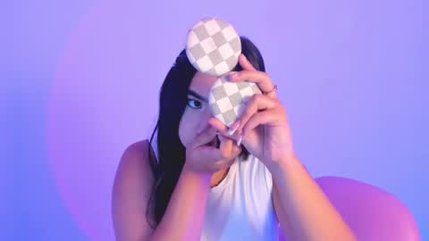   online show from October 17, 2025, 1:31 am